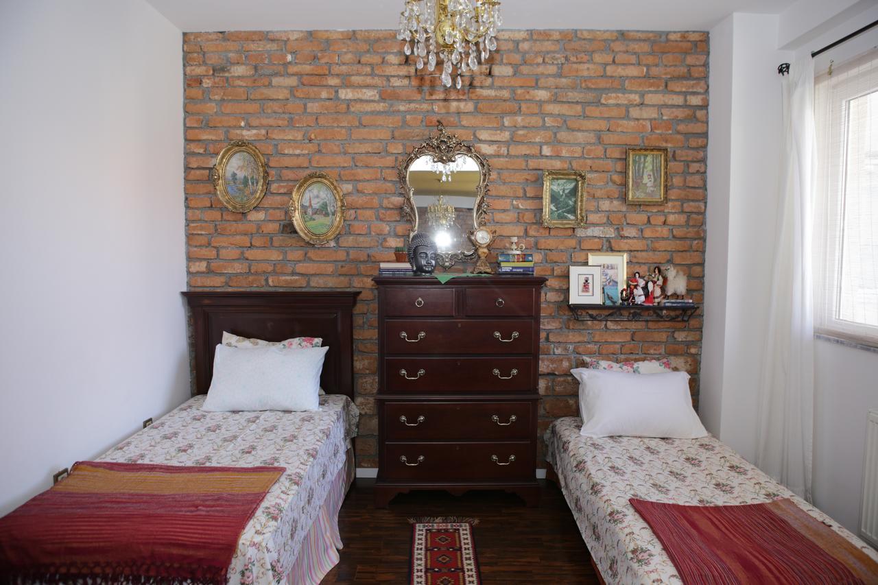Apartment Nesti In Pristina Kosovo Ngoại thất bức ảnh